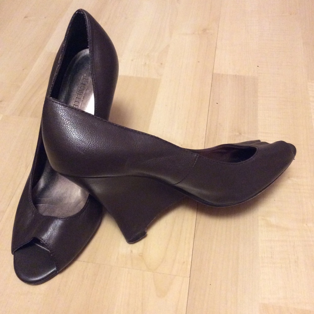 Seychelles chocolate brown open toed wedges